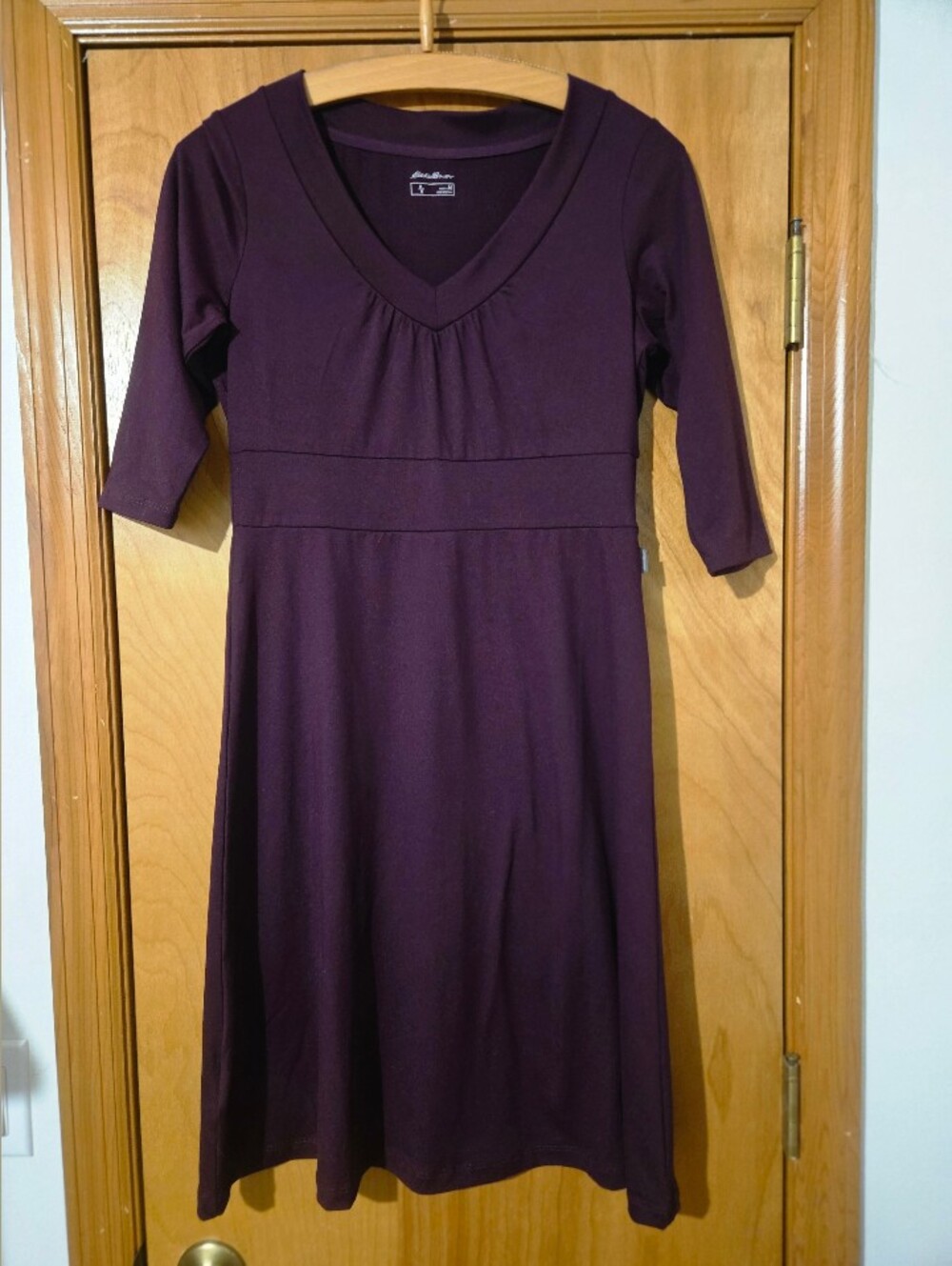 Eddie Bauer Plum V-Neck Empire Midi Dress Size M